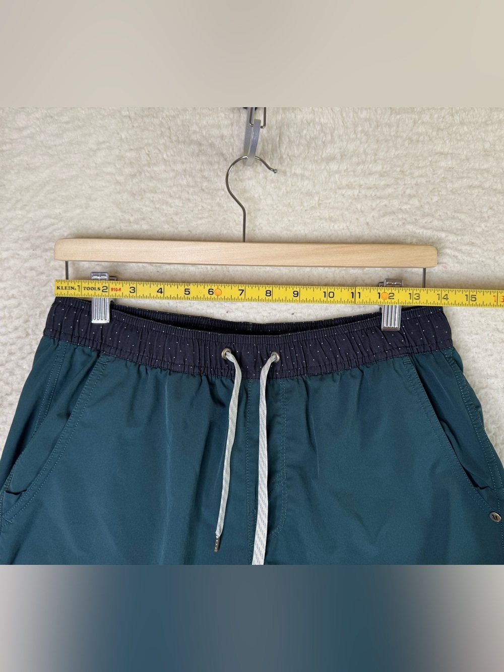 Vuori Kore Short Lined Athletic Shorts V302 Green Men's Size Medium - Picture 9 of 11